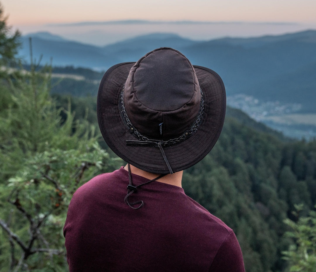 Brown Waxed Cotton Cowboy Hat – Waterproof Outdoor Hat by Wombat